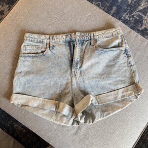 Wild Fable Light Wash Jean Shorts • Size 14